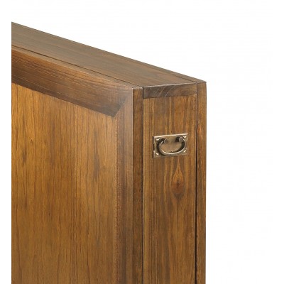 Detalle de la Mesa de comedor de jardín Laos de Madera plegada.
