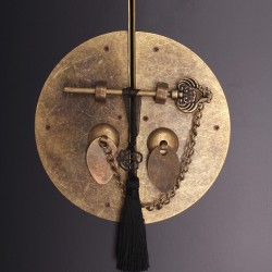 Detalle herraje de la Mesita Oriental 2P 1C Lacado Negro 45x26x69 cm